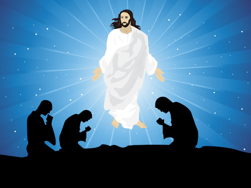 behold I come quickly showing Jesus descending from the clouds