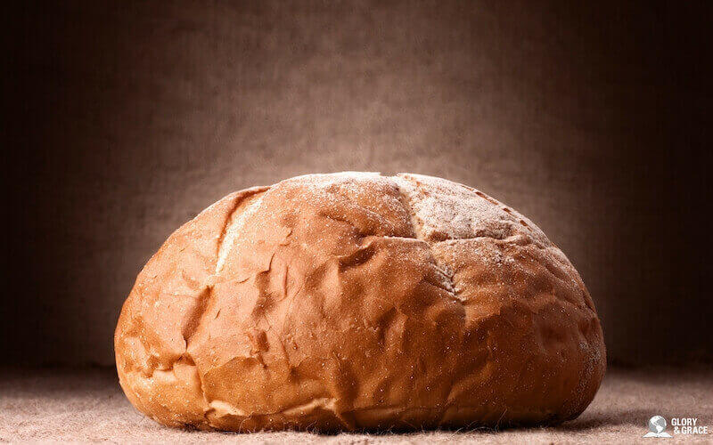 My daily bread from heaven to me
