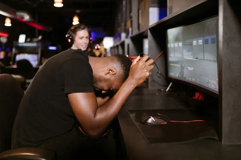 what is encouragement showing someone with his head down