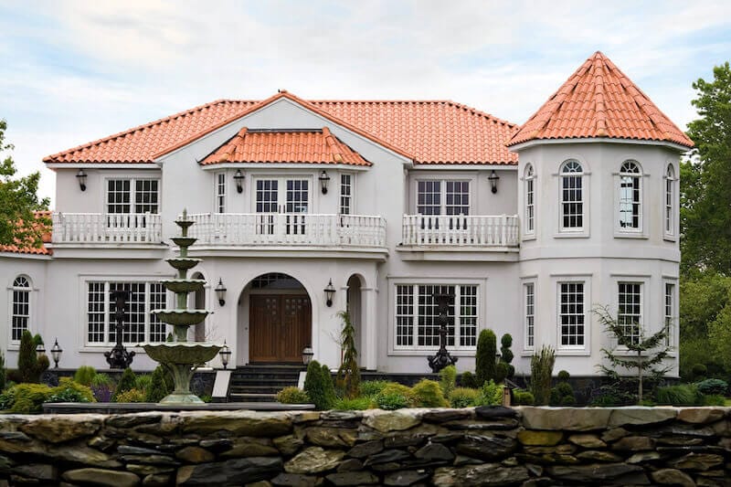 in my FAther's house are many mansions showing a beautiful mansion