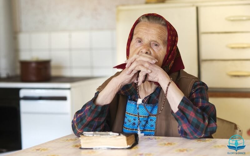 prophetess Anna showing an old woman