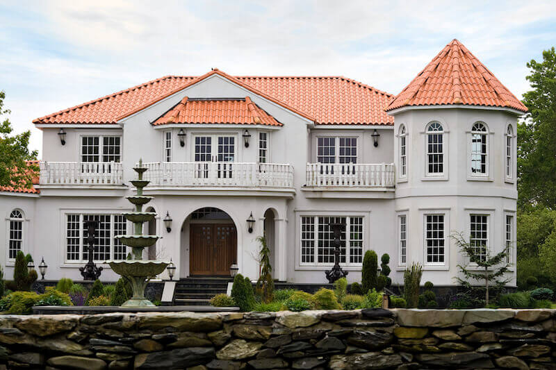 in my FAther's house are many mansions showing a beautiful mansion
