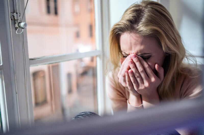 Jesus wept showing a woman weeping